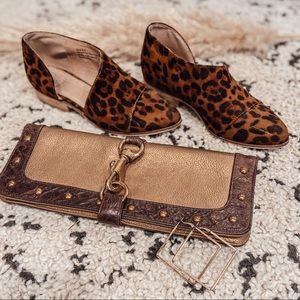 Leather J.J. Winters designer clutch